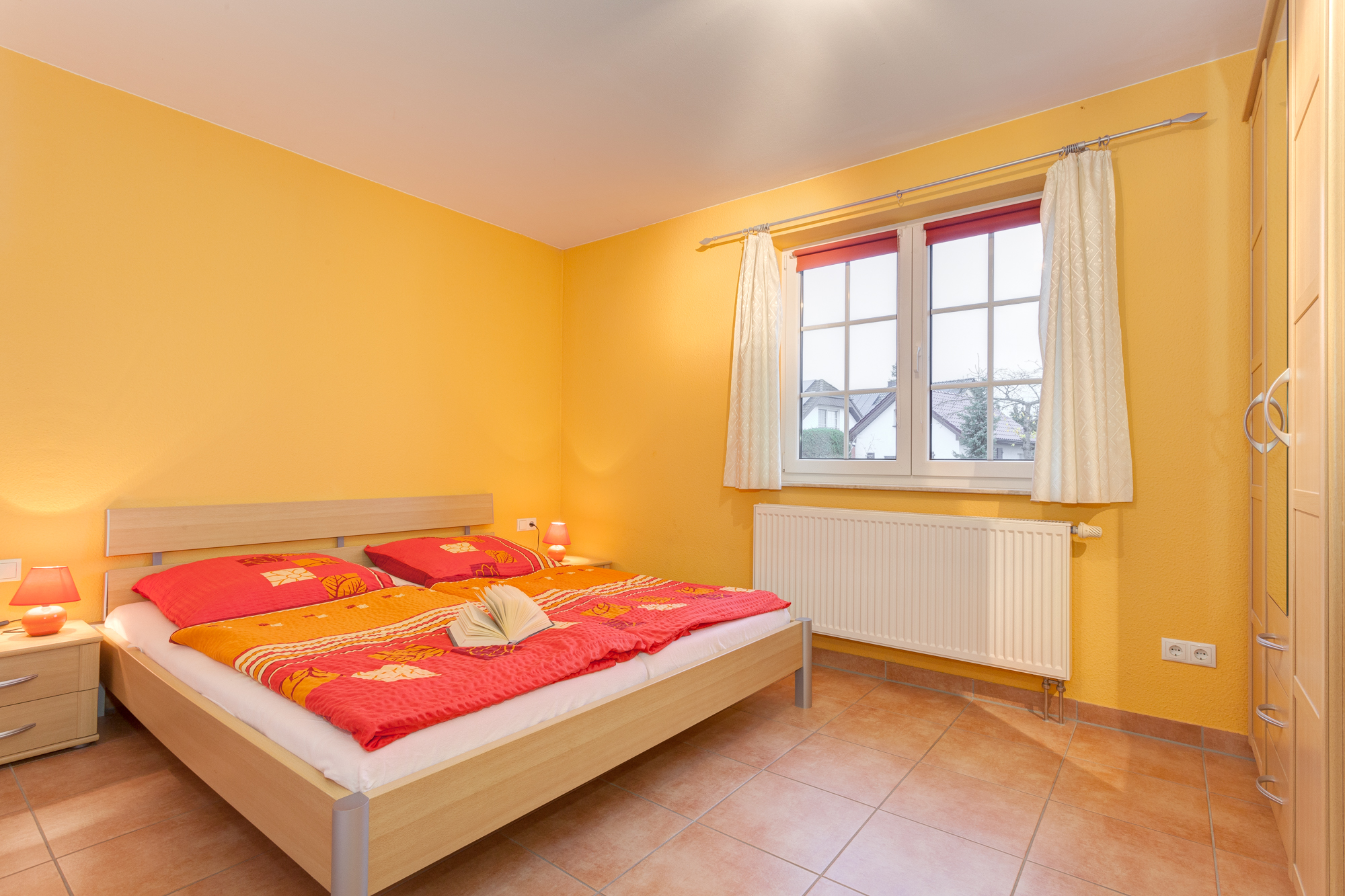 großes Schlafzimmer